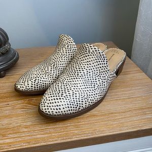 Time and Tru animal print mules